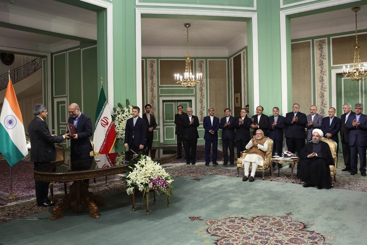 تقویت روابط ایران و هندوستان به نفع دو ملت و منطقه است/ ایران و هندوستان روابط اقتصادی جامع برقرار می کنند/ مشارکت هندوستان در سرمایه گذاری و تجهیز بندر چابهار، نمادی از همکاری تهران – دهلی نو است 