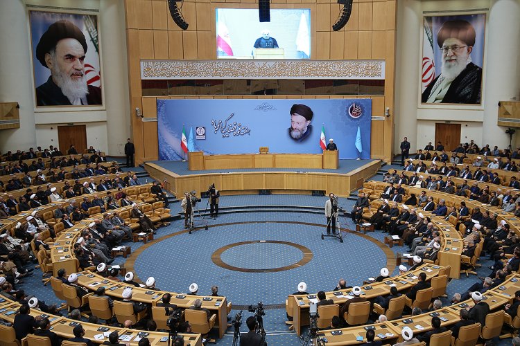 باید قدردان قوه قضائیه، مسئولین قضایی و قضات برای ایجاد امنیت در کشور باشیم/امنیت یک کشور در پناه یک قوه قضاییه بی طرف ، عالم و کارآمد حفظ می شود/ شهید بهشتی شخصیت کم‌نظیر در تاریخ روحانیت است