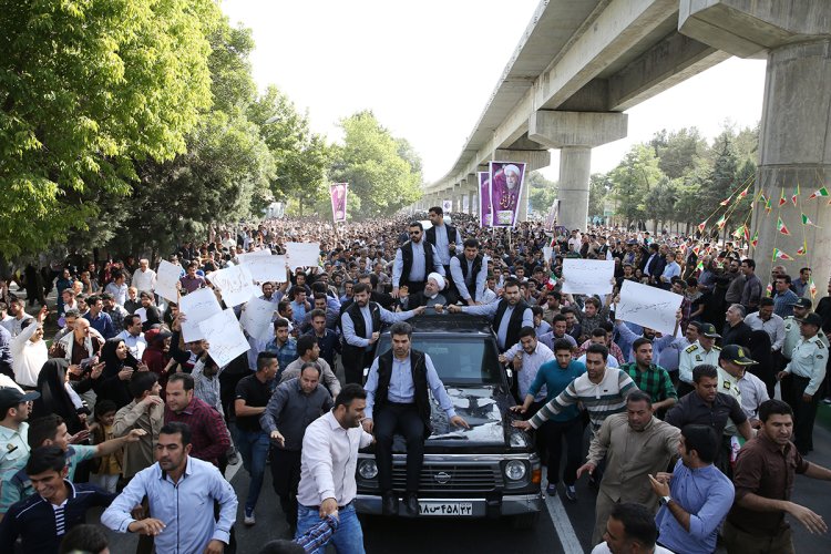 استقبال اهالی دیار پهلوانان و قهرمانان از کاروان تدبیر و امید