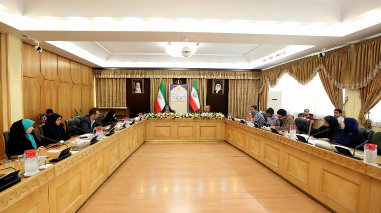 حقوق شهروندی مسأله سیاسی نیست/ به دنبال ایجاد عطش در سبقت گرفتن در احترام به حقوق شهروندی در جامعه هستیم/ در موضوع حقوق شهروندی هیچ تداخلی نباید اتفاق بیفتد/ نهادینه کردن ادبیات احترام به حقوق شهروندی در جامعه ضروری است 