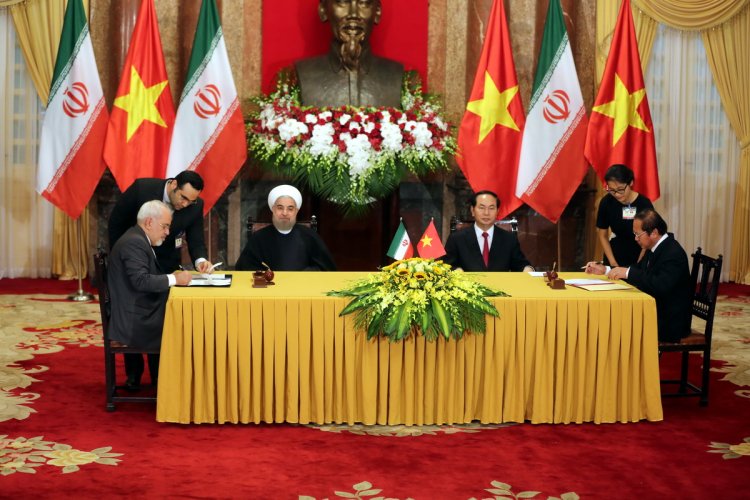 تهران و هانوی دو سند همکاری امضا کردند