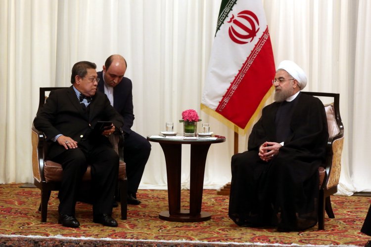 اراده دولت های ایران و مالزی رابطه ای نزدیکتر و توسعه همکاریها است/ از روابط هر چه بهتر دو پارلمان حمایت می کنیم