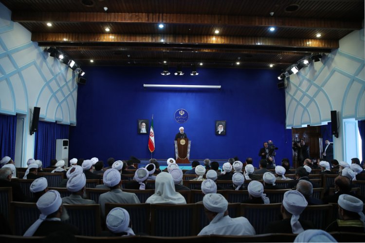 تنوع اقوام و مذاهب نه تهدید امنیت؛ بلکه فرصتی بزرگ برای وحدت و توسعه ملی است/ بزودی منشور حقوق شهروندی رونمایی و گزارش اجرای آن سالانه به مردم ارائه می‌شود/ تهدید امنیتی از مذهب و قومیت سوال نمی‌کند؛ تهدید برای همه ما و قدرت ملی متعلق به همه ماست