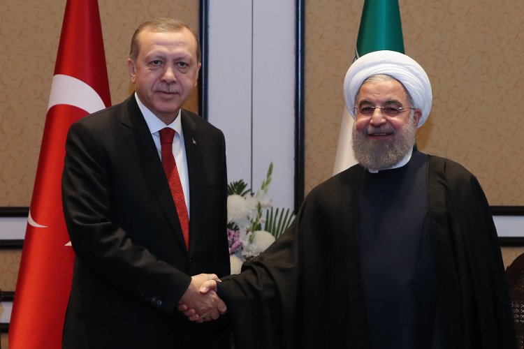توسعه مناسبات دوستانه و همکاری با همسایگان از اصول سیاست خارجی ایران است/ توسعه روابط تهران - آنکارا به نفع ثبات در کل منطقه است/ تهران با هرگونه نقض تمامیت ارضی کشورهای منطقه، بویژه در سوریه و عراق مخالف است