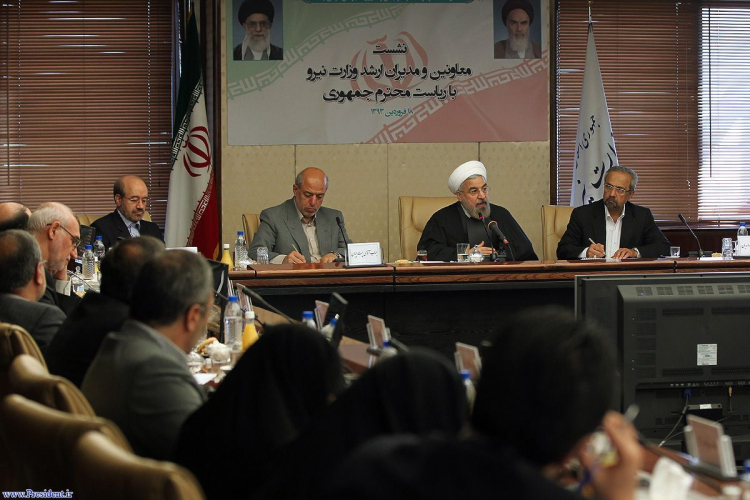 متن کامل سخنرانی در دیدار با وزیر، معاونین و مدیران ارشد وزارت نیرو