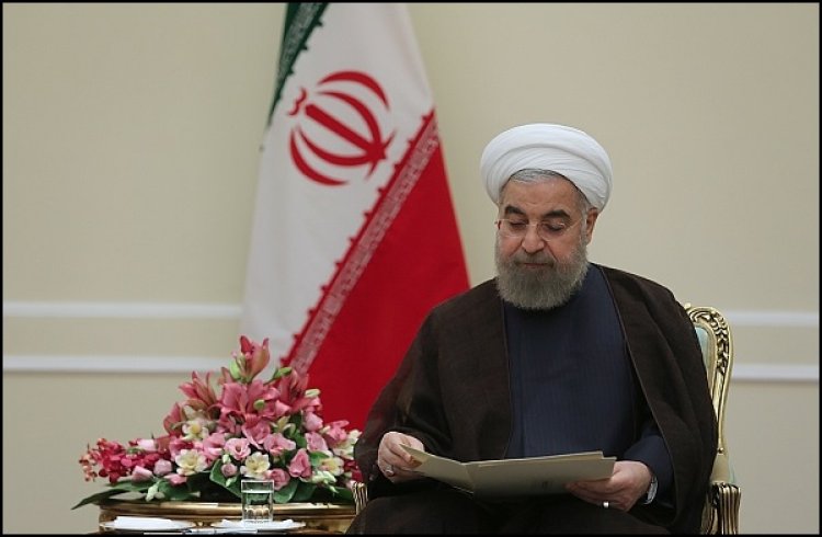 برای تقویت مناسبات سیاسی، اقتصادی و فرهنگی بین‌المللی کشورمان تلاش مضاعف کنید/ تاکید بر ضرورت توجه به اولویت مسایل اقتصادی در روابط و مناسبات خارجی / ابراز خرسندی از انتخاب سفرای زن و اهل تسنن در وزارت امور خارجه