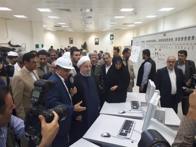 فاز نخست نیروگاه پتروشیمی دماوند با حضور دکتر روحانی افتتاح شد