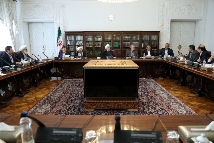 مصوبه‌های جدید برای مدیریت بازار ارز / انتشار اوراق مشارکت ارزی و اجرای عملیات بازار باز/ امتیاز اقامت 5 ساله برای سرمایه گذاران خارجی
