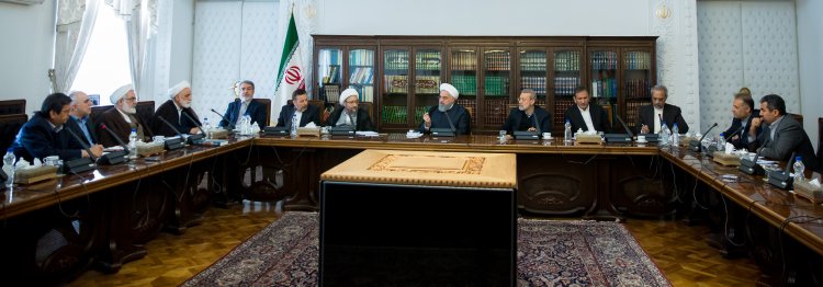 گزارش رییس کل بانک مرکزی از وضعیت بازار پول ارائه شد/ تاکید شورای عالی هماهنگی اقتصادی بر سیاست تقویت تولید ملی و گسترش تعامل سازنده براساس منافع مشترک با دیگر کشورهای جهان


