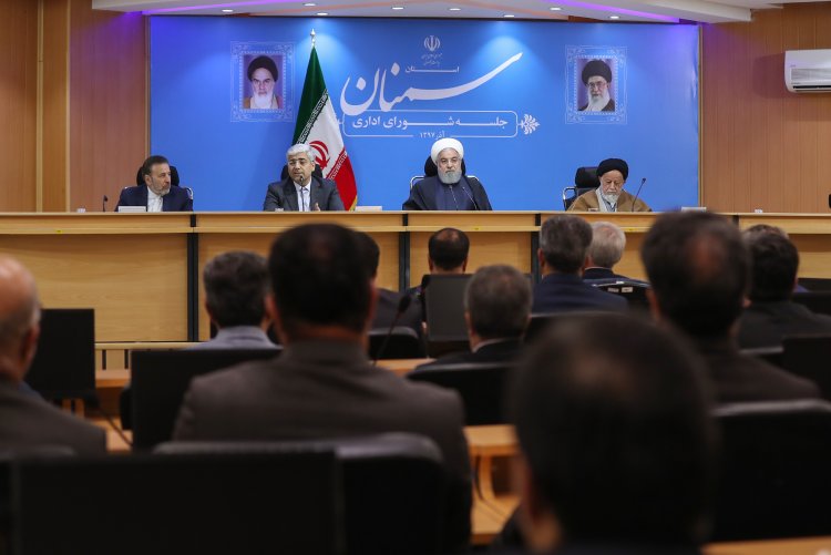 حضور پرشور مردم استان در استقبال از دولتمردان به معنای واقعی کلمه دشمن‌شکن بود/ هشت سال دفاع مقدس به عنوان برگ زرینی در تاریخ ملت ایران هیچگاه از بین نمی‌رود/ دشمنان از مردم‌سالاری ایران هراس دارند/ باید تهدیدات و معضلات دوران تحریم را به فرصت تبدیل کنیم/ دشمنان ناچارند در برابر ملت یکپارچه ایران سر فرود آورند/ آمریکایی‌ها هر روز از طرق مختلف پیام مذاکره می‌دهند/ دولت هیچ چیزی پشت پرده ندارد، تصمیمات مهم سیاست خارجی در شورای عالی امنیت ملی مطرح و با رهبری معظم هماهنگ می شود/ اگر آمریکا تسلیم حق بشود، مذاکره می‌کنیم

