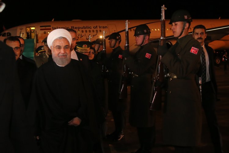 دکتر روحانی وارد آنکارا شد