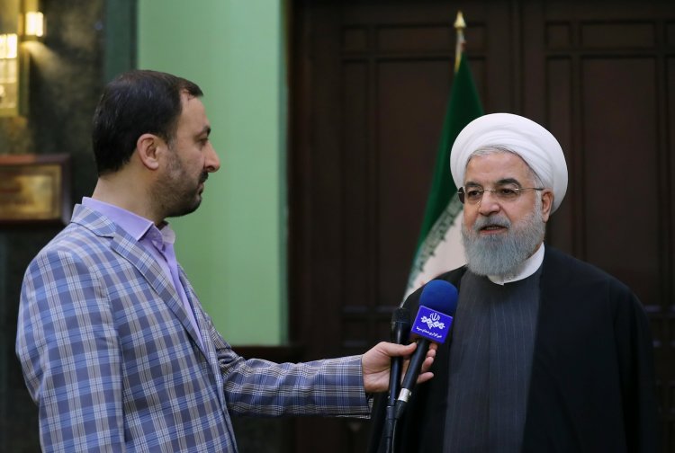 حضور حماسی و باشکوه مردم در راهپیمایی 22 بهمن پاسخی قاطع به توطئه‌های دشمنان است/ نیمروز 22 بهمن، ساعت‌های قدر ملت ایران است/22 بهمن روز ایران و همه ایرانیان است/ ایام دهه فجر و 22 بهمن باید ایام اتحاد و همنوایی باشد/ مشکلات منطقه و جهان ناشی از مداخلات آمریکاست؛ ایران همواره به صلح و ثبات منطقه کمک کرده است / در 40 سال گذشته علیرغم توطئه‌های بزرگ دشمنان، دستاوردهای بزرگی هم داشته‌ایم 