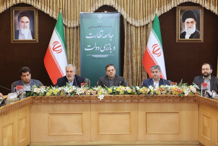 هیچ استثنایی در بازرسی و مقابله با فساد وجود ندارد/ رویکرد مبارزه با فساد باید عالمانه ، غیر احساسی و غیر سیاسی باشد

