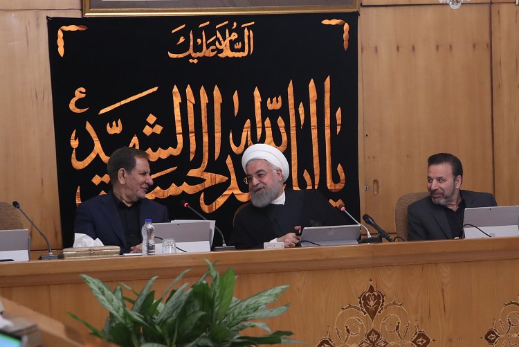آیین نامه صدور انواع گواهینامه های رانندگی اصلاح شد/ تصویب آیین نامه استخدامی دهیاران با هدف ارتقای امنیت شغلی و تأمین اجتماعی آنان/ قدردانی دولت از خدمات دهی مناسب دستگاه‌های مسئول به حجاج