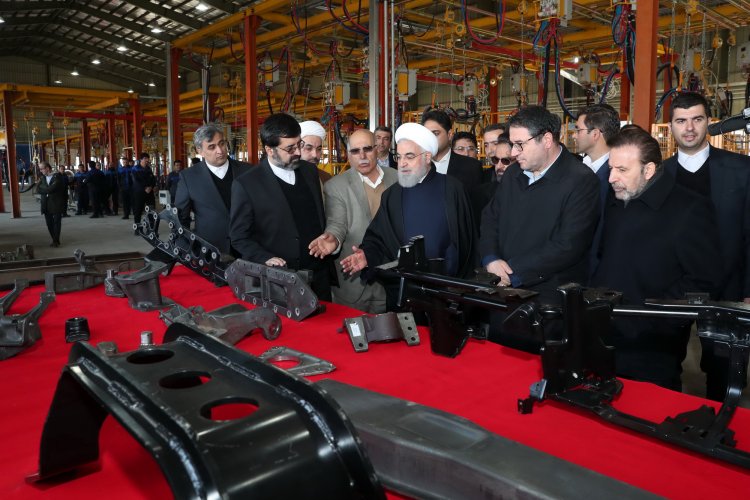 خط تولید خودروی تجاری سنگین با نام «چاپار» 