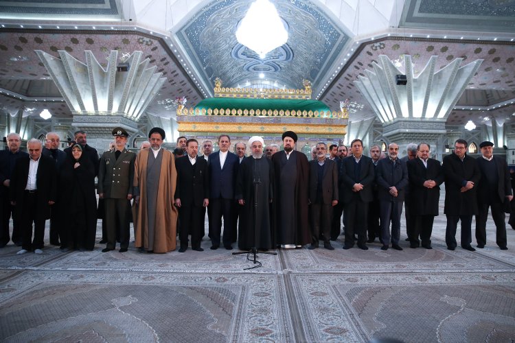 امام خمینی (ره) پدر اسلام خواهی و جمهوری خواهی در تاریخ ایران بود/همیشه باید مردم خواه بوده و به نظرات مردم احترام بگذاریم/باید بدانیم اقامه دین و عدل به دست مردم امکان پذیر است و شرع از عرف فاصله ندارد / امام می دانست عدالت و اصلاح جامعه بدون حضور مردم امکان پذیر نیست/هرکس مردم را دلسرد کرده و نگذارد مردم در انتخابات از میان سلایق مختلف برگزینند ، حتما از مشی و راه امام فاصله دارد / طرح موسوم به معامله قرن ، ننگی بزرگ در تاریخ  و برای همه مسلمانان و آزادی خواهان جهان نیز تنفرانگیز است

