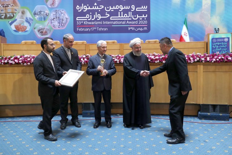 از صاحبان 15 طرح برگزیده جشنواره بین المللی خوارزمی تقدیر شد
