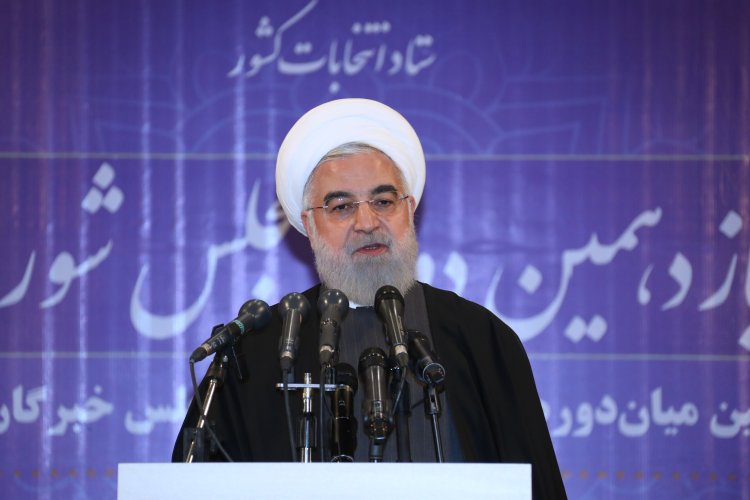 ملت ایران امروز با آفریدن افتخاری جدید، دشمنان را بیش از گذشته مایوس می کند/ 98 درصد صندوق های آرای کشور آنلاین به هم متصل هستند و این حرکت ارزشمند و مثبتی است/ وزیر کشور تلاش کند همه مراحل انتخابات سال 1400 کاملا الکترونیکی باشد/ با وجود همه سختی ها در 40 سال گذشته، تمامی انتخابات به موقع انجام شده و این از افتخارات کشور ما است/ قدردانی از زحمات همه دست اندرکاران انتخابات مجلس شورای اسلامی و رسانه های همگانی 