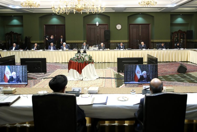  ابعاد مختلف ویروس کرونا و تاثیرات آن بر حوزه های گوناگون بررسی شد / قدردانی هیات دولت از مجاهدت های کادر پزشکی و پرستاری کشور در مقابله با ویروس کرونا / تصویب آیین‌نامه نحوه تعیین از کارافتادگی کلی جانبازان و آزادگان / ارجاع اختلافات طرح های عمرانی دستگاه های اجرایی با پیمانکاران و مشاوران به شورای‌عالی فنی سازمان برنامه و بودجه کشور
