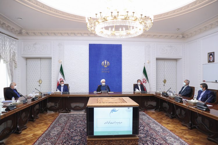 قیمت خرید تضمینی گندم برای سال زراعی آینده، 4 هزار تومان تعیین شد/ هدایت و مدیریت نقدینگی اولویت اول اقتصاد کشور است