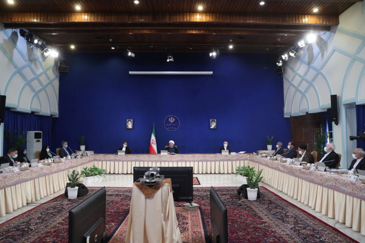 با حل معضل کم آبی و توسعه راه آهن و تقویت مبادلات مرزی، آینده خوبی در انتظار خراسان جنوبی  است/ رأی اعتماد هیات وزیران به استاندار منتخب خراسان جنوبی/ اصلاح مصوبه واگذاری سهام دولت در صندوق (ETF)
