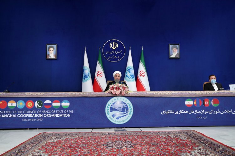 آماده ایم در مسیر مبارزه با کووید- 19 تجربیات خود را با کشورهای عضو سازمان به اشتراک گذاریم/ ایران قادر به تامین نیازهای اصلی بسیاری از کشورهای منطقه و اعضای سازمان شانگهای است/ ابراز خرسندی از تصمیم اخیر مقامات باکو و ایروان برای پایان دادن به درگیری‌های نظامی و شروع فرآیند حل و فصل دیپلماتیک/ بزودی با تکمیل مسیر ریلی رشت – بندرانزلی در حاشیه دریای خزر، مسیر ریلی کریدور شمال جنوب به واقعیت می پیوندد/ اکنون نوبت منتخبان و رهبران جدید آمریکاست که پیام ملت آمریکا برای تغییر را درک کنند/ تهران حصول امنیت پایدار را جز از طریق همکاری، مشارکت و صلح میسر نمی داند