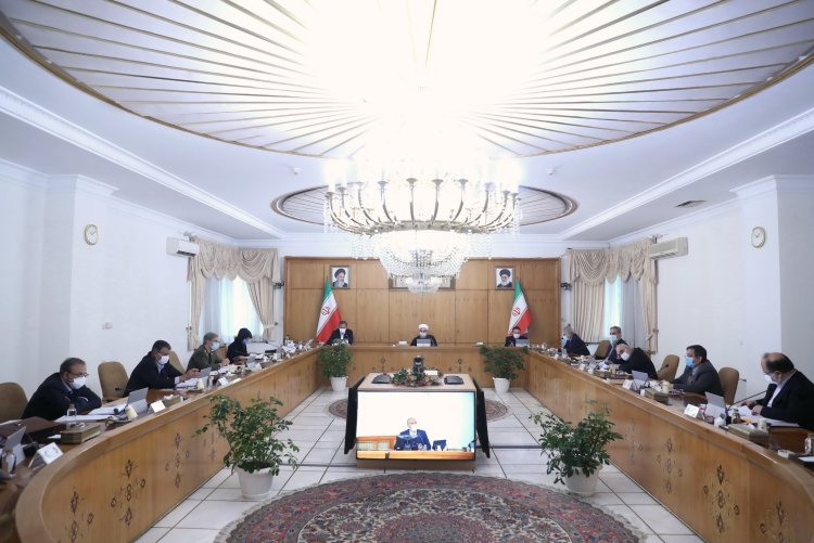 نخستین جلسه فوق‌العاده دولت به منظور رسیدگی به لایحه بودجه سال ۱۴۰۰ به صورت حضوری و مجازی برگزار شد
