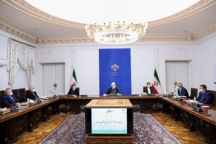 نشناختن توانمندی های ملت ایران از دلایل شکست ترامپ در انتخابات آمریکا بود/ به تحریم کنندکان ایران توصیه می کنم این رویکرد غلط و شکست خورده را به موزه تاریخ بسپارند/ لایحه بودجه 1400 بر مبنای ظرفیت ها و توانمندی ایران تدوین شده، انکار آن نادیده گرفتن این حقایق است   