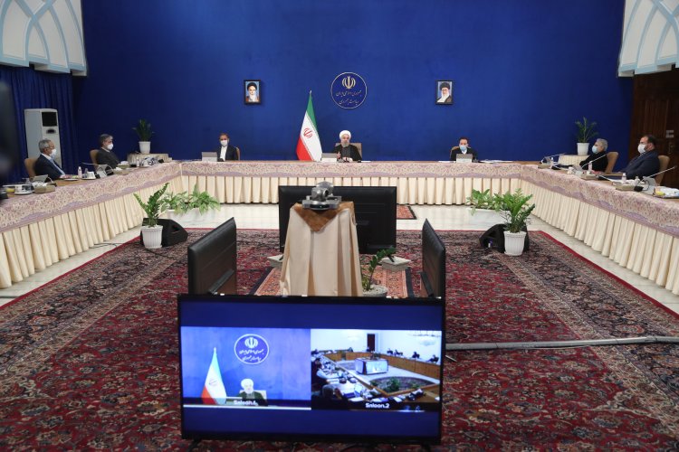 ایران خواهان صلح، ثبات و امنیت در جهان و تعامل سازنده با همه کشورها است/ یقیناً شرایط امروز با شرایط سال 2015 متفاوت است؛ امروز توانمندتر و قدرتمندتر از همیشه هستیم/ به هیچ عنوان از روی کار آمدن بایدن ذوق زده نیستیم اما از رفتن یاغی‌ترین و قانون‌شکن‌ترین فرد در آمریکا خوشحالیم/ با وسواس مذاکره می‌کنیم اما اگر امضا کردیم به عهدمان وفادار می مانیم/ با وجود شرایط سخت اقتصادی ناشی از جنگ اقتصادی دشمن و شیوع کرونا، رشد اقتصادی کشور در سال 99 مثبت بوده است/ اگر1+5 به کل تعهداتش برگشت، ما در همان ساعت به کل تعهداتمان بر می گردیم