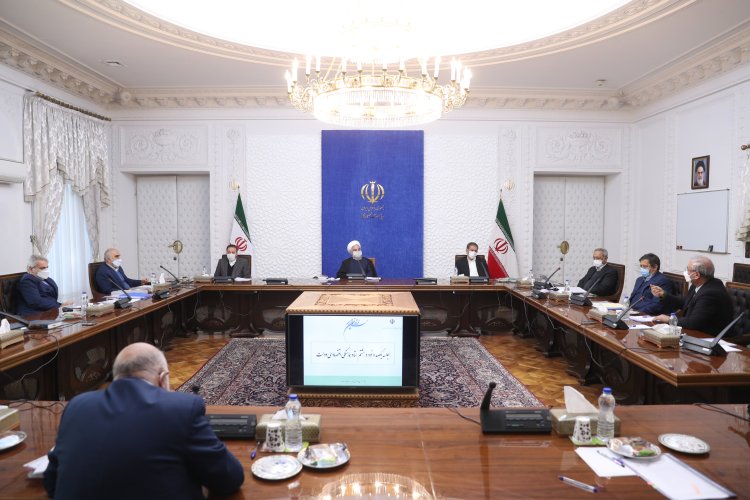 فضای کسب و کار بویژه بازار سرمایه در فضای فعلی نیازمند ثبات و آرامش است/ هدف کارگردانان شکست خورده جنگ اقتصادی برهم زدن آرامش اقتصاد کشور است/  مردم نسبت به  افق روشن آینده اقتصاد کشور اطمینان داشته باشند

