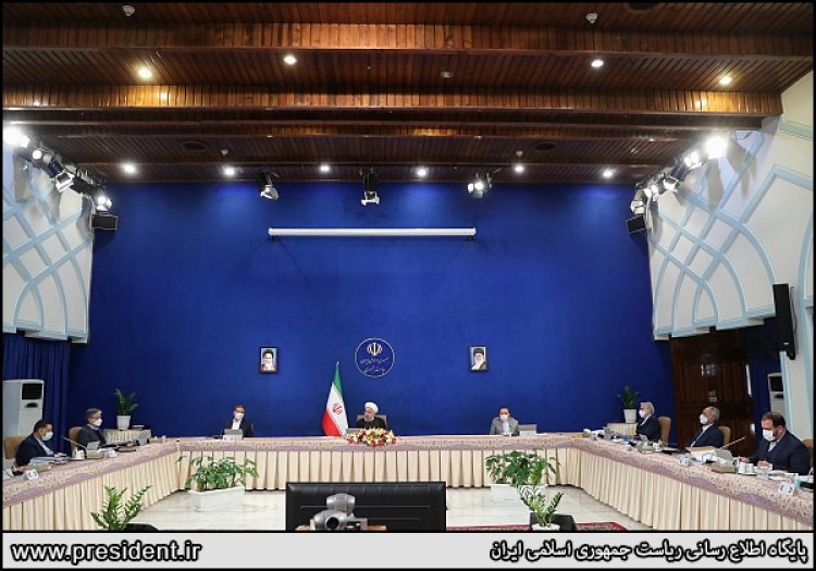 میزان پاداش پایان سال ۱۳۹۹ (عیدی) کارکنان دولت 15 میلیون ریال تعیین شد/ مشارکت قرارگاه سازندگی خاتم‌الانبیاء در احداث قطار حومه‌ای شهر جدید پردیس–تهران
