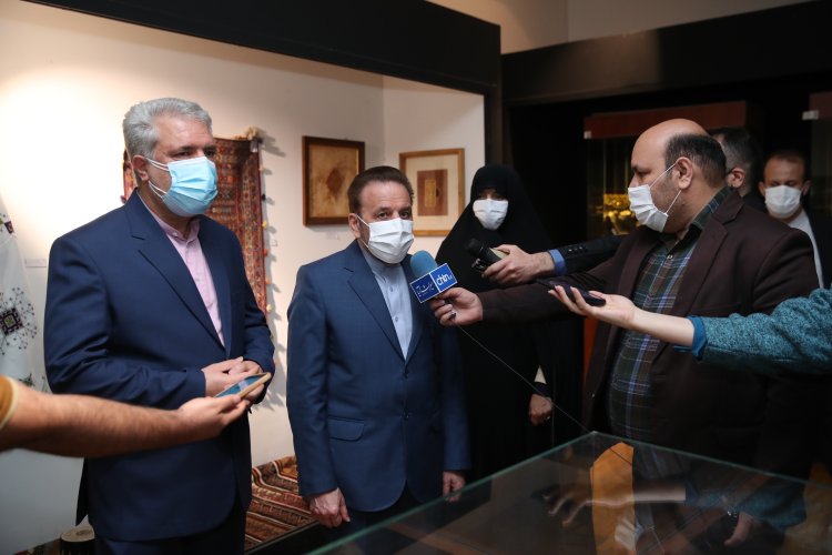  وظیفه دولت حمایت از هنرمندان صنایع  دستی در تمام نقاط کشور است/ تاکید بر ضرورت بهره گیری از ظرفیت های فضای مجازی برای تبلیغ و فروش صنایع دستی کشور