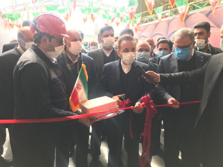 افتتاح دو طرح صنعتی در اصفهان با حضور دکتر واعظی
