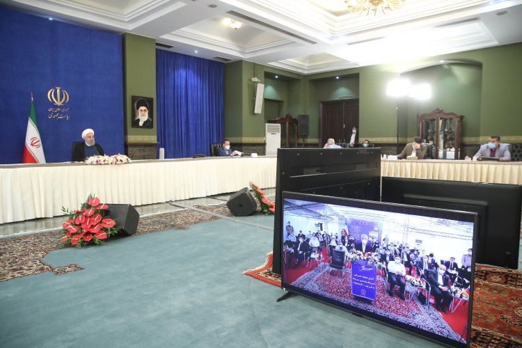 برای شنیدن اهمیت افتتاح طرح های ملی در دوران تحریم و کرونا نیازمند گوش شنوا هستیم/ افتتاح پنج شنبه ها نشان داد که جنگ اقتصادی و کرونا نمی تواند حرکت توسعه کشور را متوقف کند/ هنوز کار زیادی باید نسبت به حقوق زنان و عدالت جنسیتی در ایران انجام بگیرد/ شکاندن تحریم در قدم های آخر است/ افتتاح 56 سد تا امروز در این دولت (هر50روز یک سد)، افتخار آمیز است

