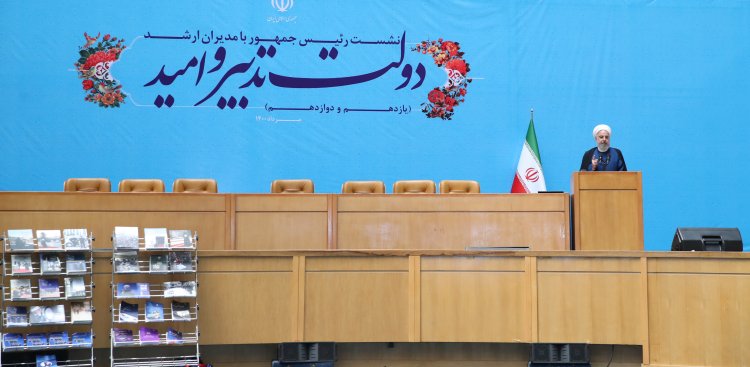  همچنان معتقدم راه نجات کشور اعتدال و تعامل سازنده است/  باید به این نتیجه برسیم که دوران تندروی و افراطی‌گری به پایان رسیده است/ با تخریب و هتاکی نسبت به یکدیگر به جایی نمی رسیم / تدبیر در سایه امید آسان تر از تدبیر در فشار سایه جنگ و سختی است / طبیعی است که توافق با هیچ کشوری چه دوست و چه دشمن نمی تواند دائمی باشد / پس از برجام میلیاردها دلار سرمایه وارد کشور شد و حرکتی عظیم برای توسعه کشور شکل گرفت/ قطعنامه 2231 بر روی 7 قطعنامه فصل هفتی شورای امنیت علیه ایران خط بطلان کشید/ فرمانده جنگ اقتصادی بودم اما فرماندهی بدون سرباز و تجهیزات