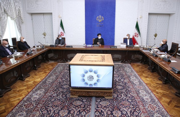 اقدامات عملی و تشویقی برای توسعه صادرات و بازگردانی ارز ناشی از صادرات به چرخه اقتصادی کشور پیگیری شود/ انجام اقدامات قضایی برای رفع تعهدات ارزی، آخرین راهکار باشد/ شناسایی و برطرف کردن موانع موجود در رفع تعهدات ارزی، ضروری است/ اعتبارسنجی دقیق و اخذ تضامین متناسب با تعهدات، در رفع تعهدات ارزی موثر است
