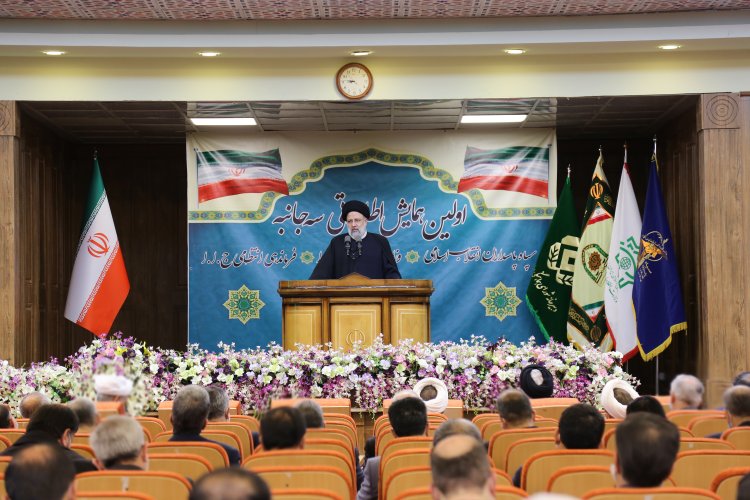 «جلوگیری از نفوذ»، «برخورد با سرشبکه‌های فساد» و «از بین بردن مافیای قاچاق» اولویت دستگاه‌های اطلاعاتی است/ کشف و برخورد با شبکه‌های فساد اقتصادی، مردم را شادمان و امیدوار می‌کند/ چرخش نگاه مدیران، از «ما می‌توانیم» به «ما نمی‌توانیم» از اهداف عملیاتی جریان نفوذ در کشور است