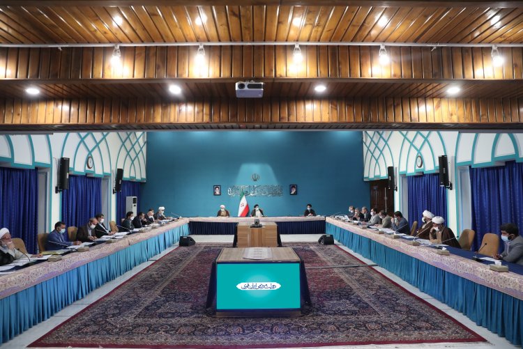 رویکرد شورای عالی انقلاب فرهنگی در فصل جدید فعالیت و تلاش برای تحقق اهداف شعار سال است/ شورای عالی انقلاب فرهنگی در پاسخ به مطالبه رهبری تدوین جامع سند تحول را دنبال خواهد کرد/ انتظار می‌رود شورای عالی انقلاب فرهنگی نهایت تحرک و تدبیر خود را برای اجرای حکم مقام معظم رهبری به کار گیرد
