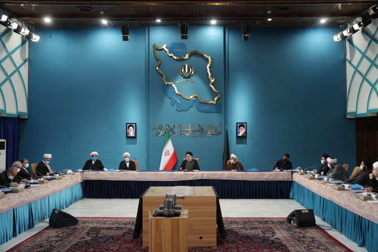 ظرفیت عظیم مردم در اجرای فریضه امر به معروف و نهی از منکر مورد توجه قرار گیرد/ اجازه ندهید دشمن با فضاسازی‌های باطل باعث انفعال و عقیم ماندن مسائل مهم کشور شود/ دولت مصمم به امر به معروف و نهی از منکرات بویژه در مسایل اقتصادی و اجتماعی است
