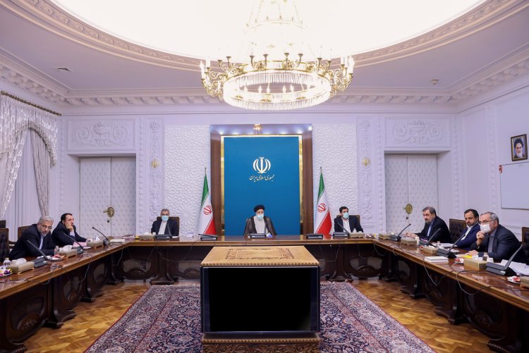 تمدید مهلت مجوز تسهیلات ارزی صندوق توسعه ملی برای تکمیل خط‌آهن چابهار به زاهدان/ تسریع در اجرای تبصره 2 قانون بودجه 1401 برای رد دیون دولت به سازمان تامین اجتماعی