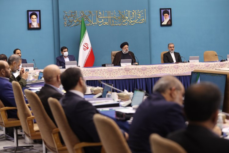 سخنان رئیس جمهور آمریکا بار دیگر دروغ بودن ادعای حمایت از حقوق انسان و صلح را اثبات کرد/ آمریکایی‌ها از هر حرکت نوآورانه ملت ایران خشمگین و از مشکلات و ناامنی‌ها خوشحالند/ وزارت نیرو با تبیین کمبودها، مردم را در جریان برنامه‌هایش برای بهینه‌سازی مصرف قرار دهد
