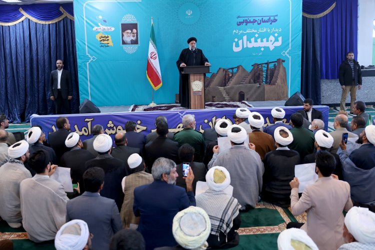 محاسبات دشمن در توطئه اخیر مثل فتنه های گذشته اشتباه از آب درآمد/ دشمن فکر می‌کرد مردم ایران مثل دیگر کشورها با شعارهای دروغین و گفتن از آزادی و زندگی فریب می‌خورند/ اجرای کامل طرح توسعه نهبندان با جدیت دنبال خواهد شد
