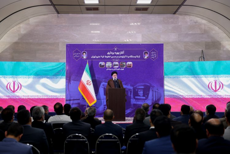 امروز فضای کشور فضای کار و تلاش است و چنین فضایی حتماً رضایتمندی و اعتماد مردم را به دنبال خود دارد / مردم می‌دانند که شهرداری با روحیه جهادی و با تمام وجود برای رفاه آنها تلاش می‌کند / خدمات شهری کاری چندبعدی و نیازمند همدلی و همراهی دولت و ملت است
