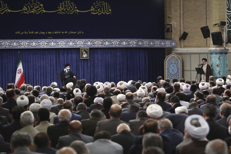 دیدار رمضانی مسئولان و کارگزاران نظام با رهبر معظم انقلاب اسلامی