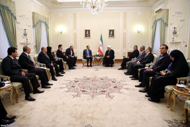  دولت و ملت ایران تا پایان راه در کنار دولت و ملت سوریه می‌ماند/ بیگانگان قادر نخواهند بود شرایط خود را بر ملت سوریه تحمیل کنند
رییس مجلس سوریه: دولت و ملت سوریه حمایت و ایستادگی ملت دوست و برادر ایران را فراموش نمی‌کند