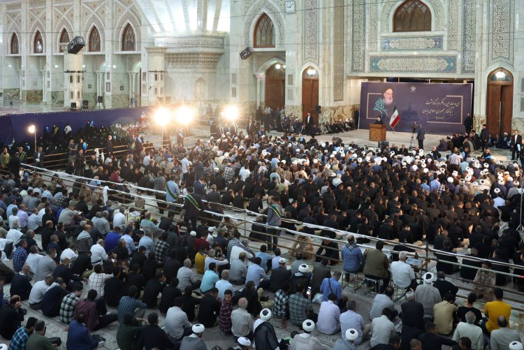 انقلاب امام، تمام معادلات سیاسی را در عالم بهم ریخت و معادلات جدید در عالم شکل گرفت/ کسانی که دل در گروی نظام دارند، اجازه سکون و یکجانشینی و ناامید کردن جامعه را ندارند/ امام همواره به کرامت زن و اعتلای جوانان نه تنها در سخن که در عمل توجه داشت