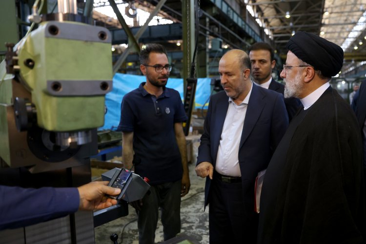 بازدید دکتر رئیسی از شرکت ماشین‌سازی تبریز
