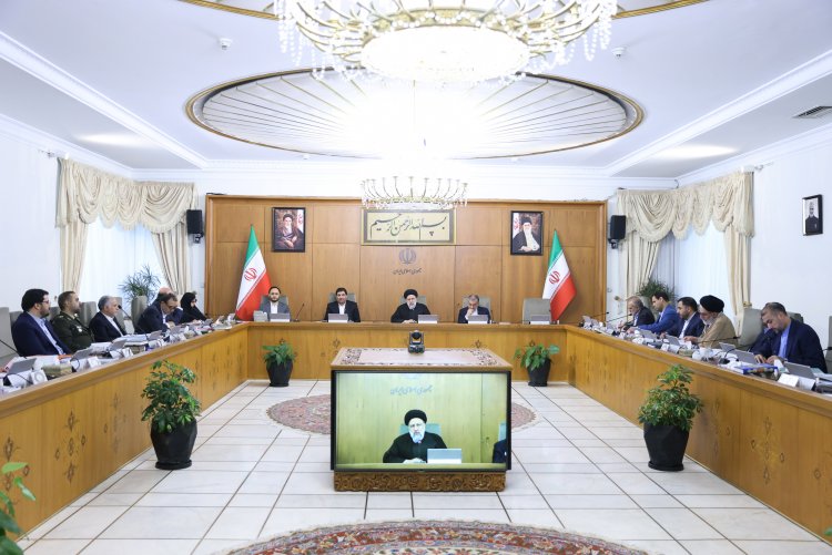 دولت در راستای تامین منافع ملی، خود را ملزم به حمایت از صنعت هسته‌ای می‌داند/ سلامت کنکور از مسیری تامین و تضمین شود که نیازی به قطع اینترنت نباشد/ تاکید بر ضرورت توجه به ضوابط قانونی در اجرای به موقع فرایند انتخابات از سوی مدیران