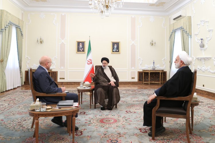 بررسی مسائل اداری و روابط میان سه قوه در نشست مشترک سران قوا