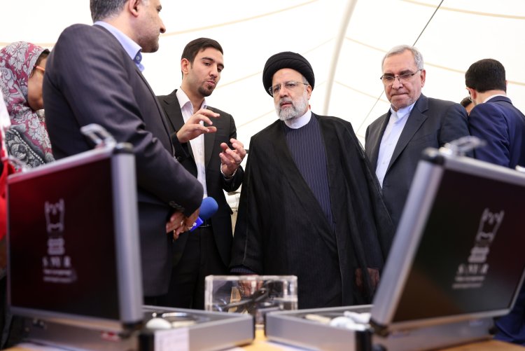 بازدید دکتر رئیسی از «خانه نوآوری و فنآوری» ایران در کنیا